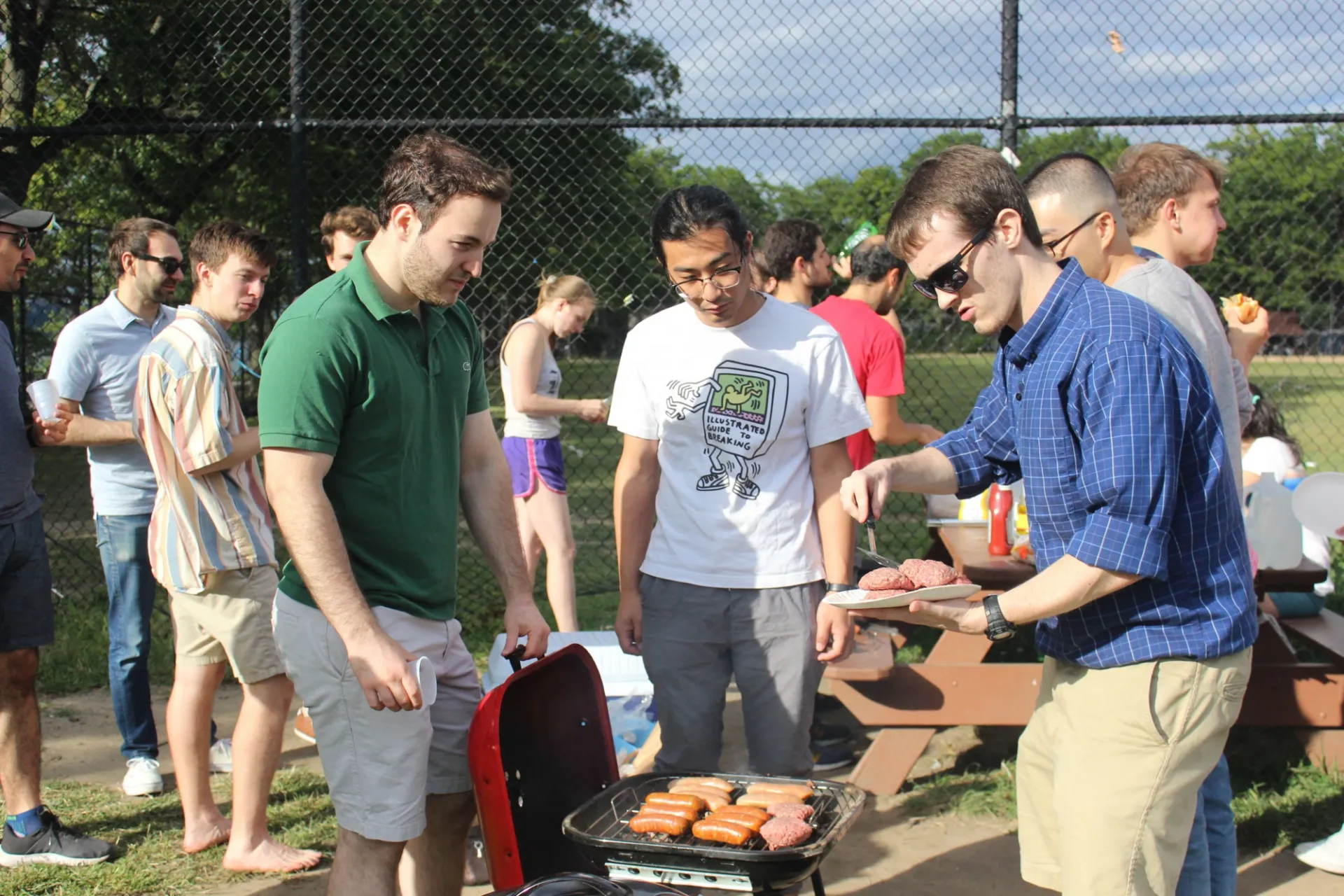 bbq grill (Ben, Sun, Roman)